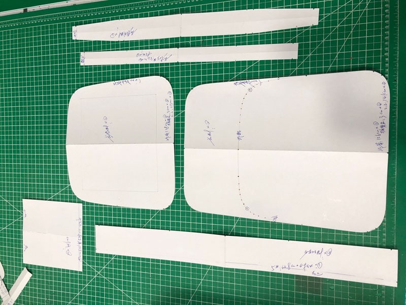 Sampling card paper made by Honeyoung bag designers and sample makers
