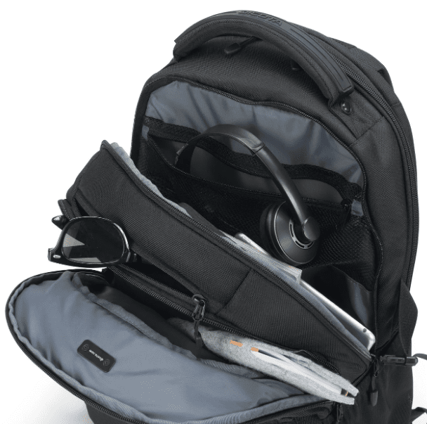Smart backpack storage space