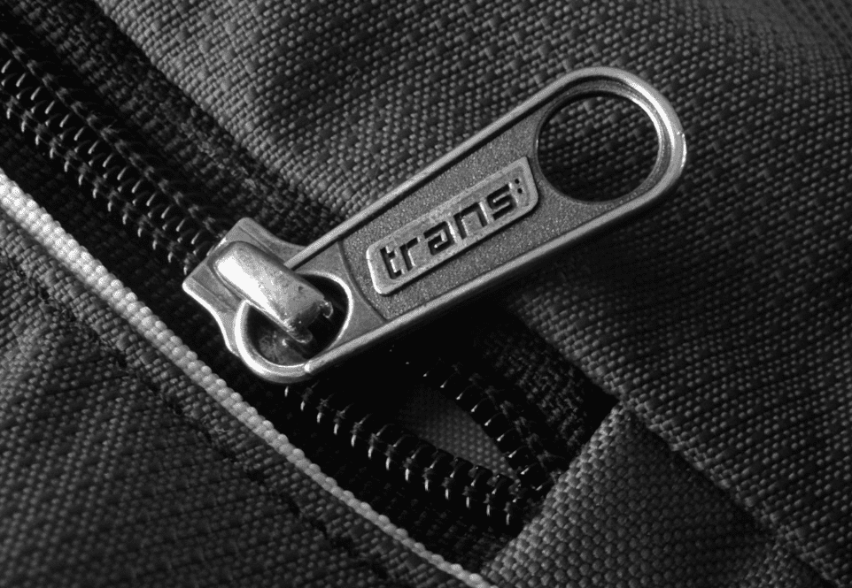 Backpack zipper