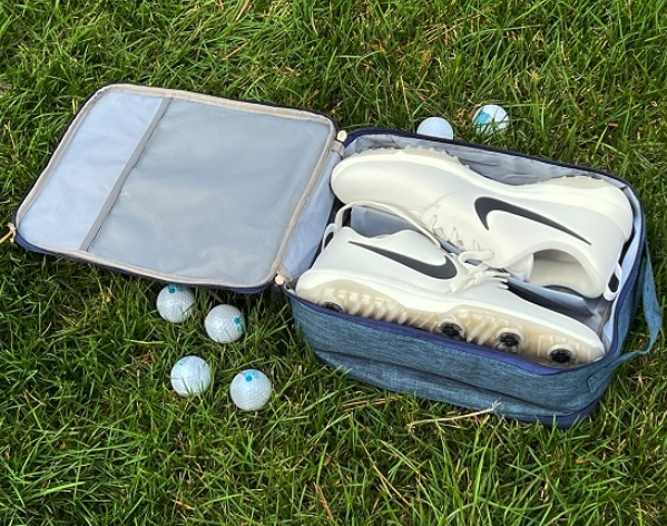 A golf shoe bag