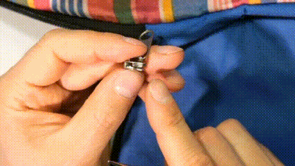 The Slider Has Detached-Pry Open the Metal Slider​