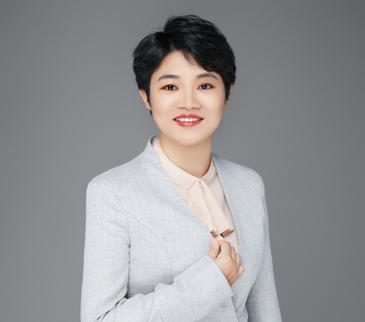 financial-manager-Wang-400-350